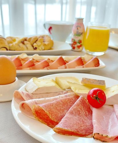 Hotel Brenner breakfast