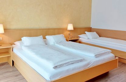 Hotel Brenner Dreibettzimmer